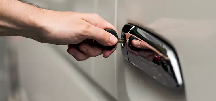 Why Choose Our Auto Locksmith Team in Pembroke Pines, FL?